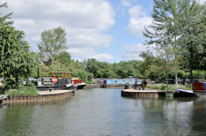 Beautiful moorings on the Kennet and Avon Canal